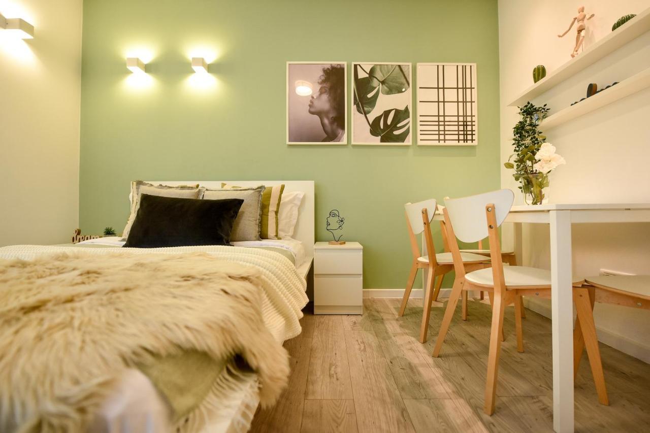 Spacious 1Br In The City Center - Amazing For Extended Stays Бухарест Экстерьер фото